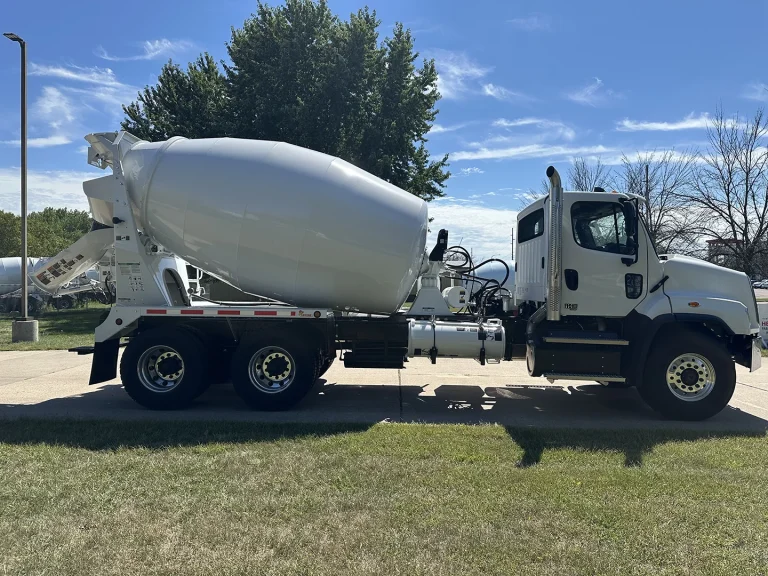 The right side view of an EASI REDI-Mix Truck