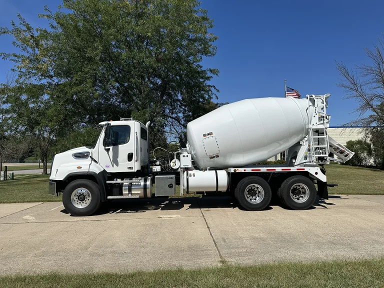 The left side view of an EASI REDI-Mix Truck