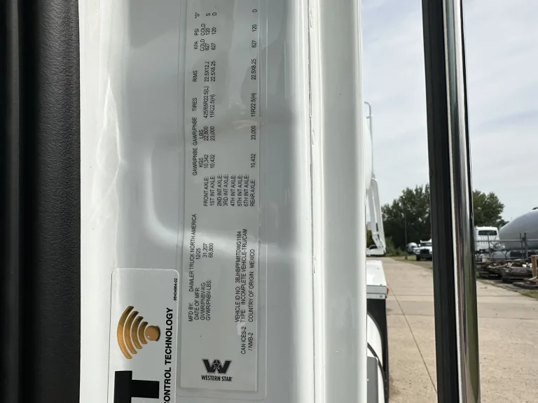 3BJHBPFM8TDWG1184-2